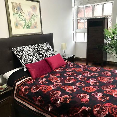 דירות סנטיאגו דה קומפוסטלה Apartamento Casco Historico מראה חיצוני תמונה